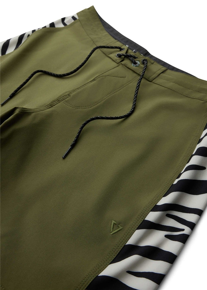 Hitch-Hiker 18.5" Boardshort