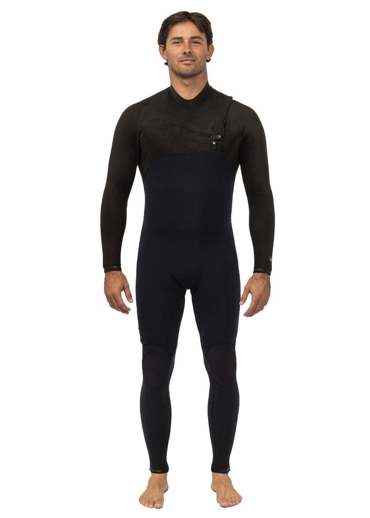 Vissla High Seas II 4-3 Full Chest Zip in Stealth, view 2
